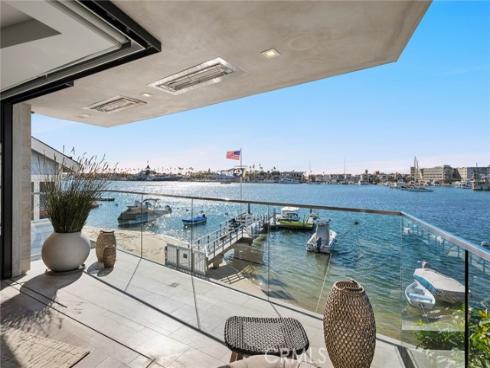 304 S Bay Front  , Newport Beach, CA