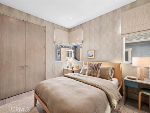 304 S Bay Front  , Newport Beach, CA