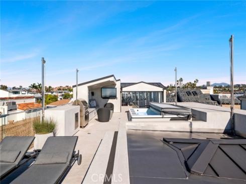 304 S Bay Front  , Newport Beach, CA