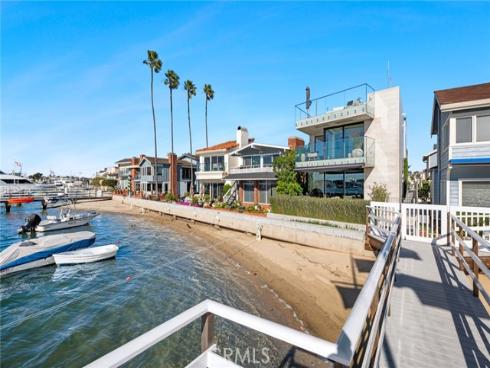304 S Bay Front  , Newport Beach, CA