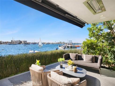 304 S Bay Front  , Newport Beach, CA