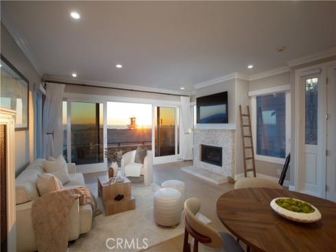 2712 W Oceanfront  , Newport Beach, CA