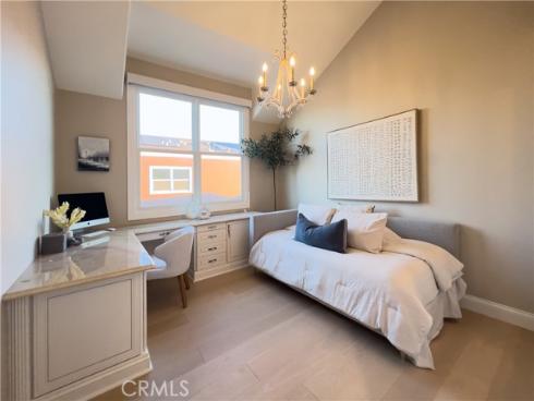 2712 W Oceanfront  , Newport Beach, CA