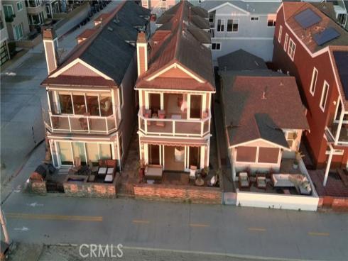 2712 W Oceanfront  , Newport Beach, CA