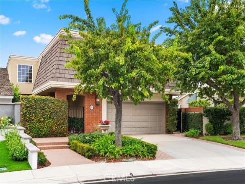 9  Rue Cannes  , Newport Beach, CA