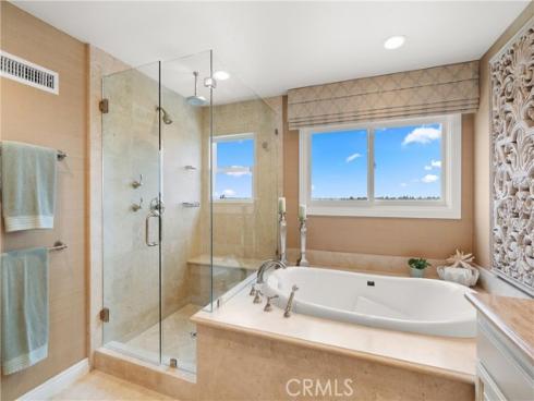 9  Rue Cannes  , Newport Beach, CA