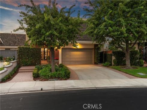 9  Rue Cannes  , Newport Beach, CA