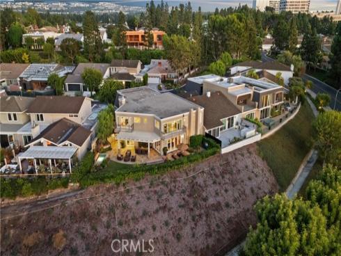 9  Rue Cannes  , Newport Beach, CA