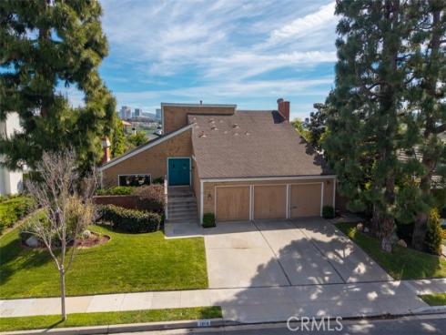 1208  Somerset  , Newport Beach, CA