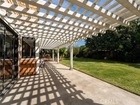 1208  Somerset  , Newport Beach, CA