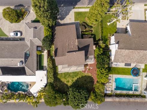 1208  Somerset  , Newport Beach, CA