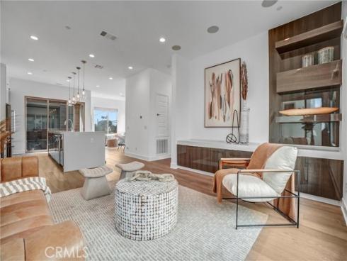 24  Ebb Tide  , Newport Beach, CA