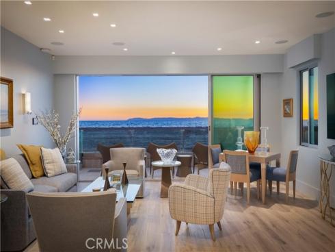 3407 W Oceanfront  , Newport Beach, CA