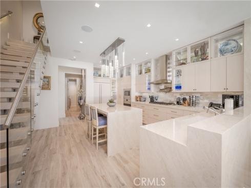 3407 W Oceanfront  , Newport Beach, CA