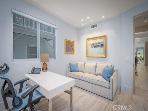 3407 W Oceanfront  , Newport Beach, CA