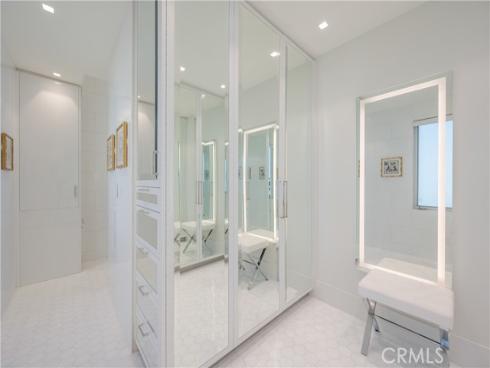 3407 W Oceanfront  , Newport Beach, CA