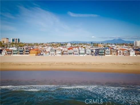 3407 W Oceanfront  , Newport Beach, CA