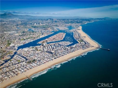 3407 W Oceanfront  , Newport Beach, CA