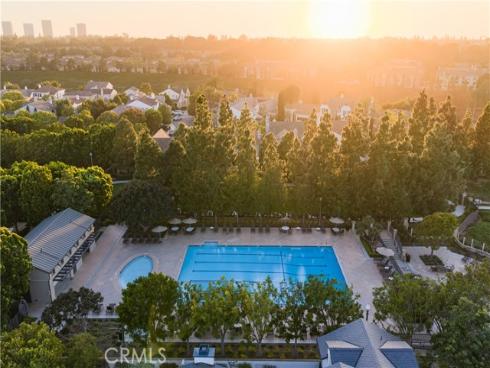 34  Montgomery  , Newport Beach, CA