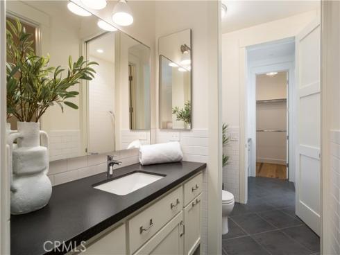 2217  Laurel   Place, Newport Beach, CA