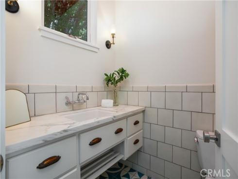 2217  Laurel   Place, Newport Beach, CA