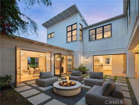 2217  Laurel   Place, Newport Beach, CA