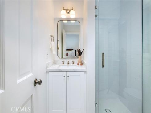 1516 E Ocean Front  , Newport Beach, CA