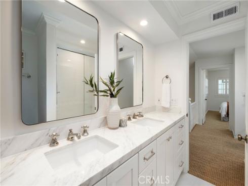 1516 E Ocean Front  , Newport Beach, CA