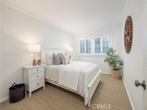 1516 E Ocean Front  , Newport Beach, CA