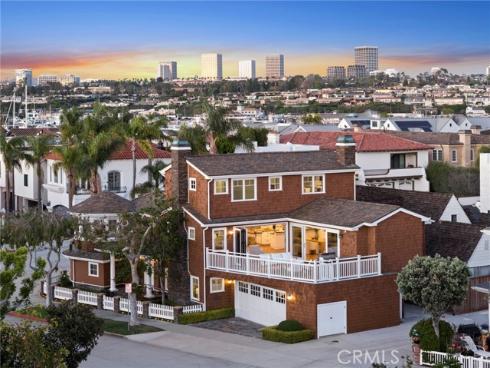 1701 E Balboa   Boulevard, Newport Beach, CA