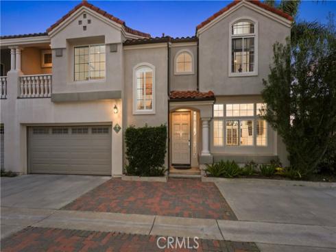 2421 E 16th  1 , Newport Beach, CA