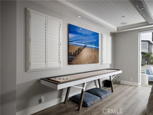 121  41st Street  , Newport Beach, CA