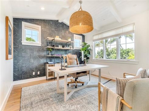 625  Saint James   Road, Newport Beach, CA