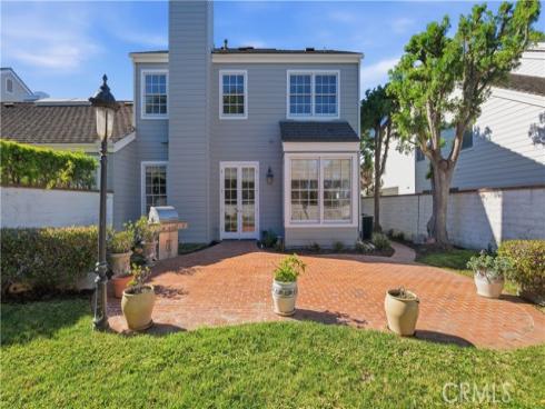 18  Hillsdale  , Newport Beach, CA