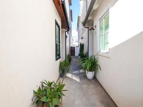 119  41st   Street, Newport Beach, CA