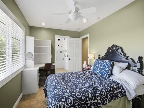 2033  Holiday  , Newport Beach, CA