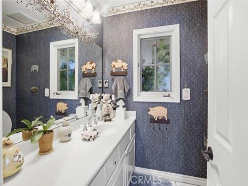 2033  Holiday  , Newport Beach, CA