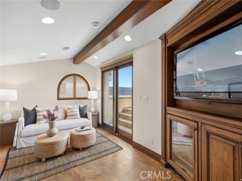 1414 W Oceanfront  , Newport Beach, CA