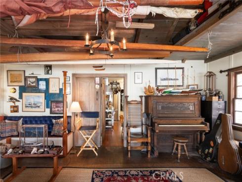 1207 N Bay Front , Newport Beach, CA