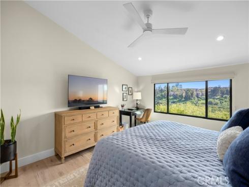 659 Vista Bonita , Newport Beach, CA