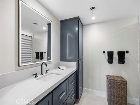 659 Vista Bonita , Newport Beach, CA