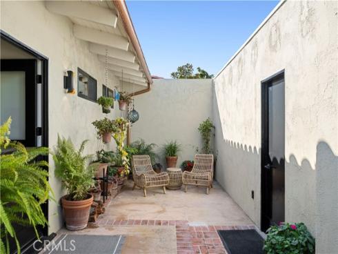 659 Vista Bonita , Newport Beach, CA