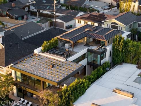 2304  Cliff  , Newport Beach, CA