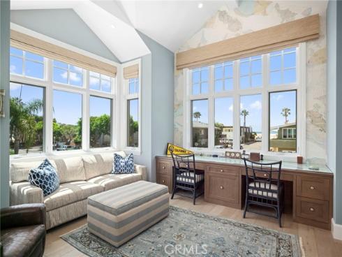 1324 E Balboa , Newport Beach, CA