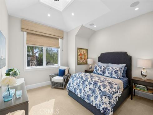 1324 E Balboa , Newport Beach, CA