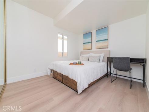 920 W Balboa  , Newport Beach, CA