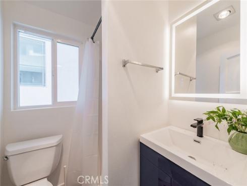 920 W Balboa  , Newport Beach, CA