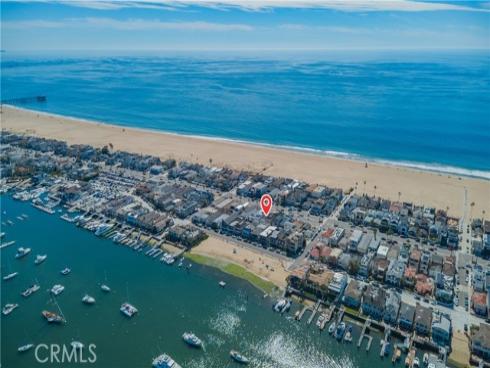 920 W Balboa  , Newport Beach, CA