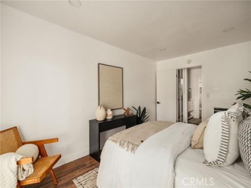 102  Scholz Plaza  239 , Newport Beach, CA