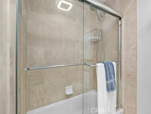 525  Vista Flora  , Newport Beach, CA